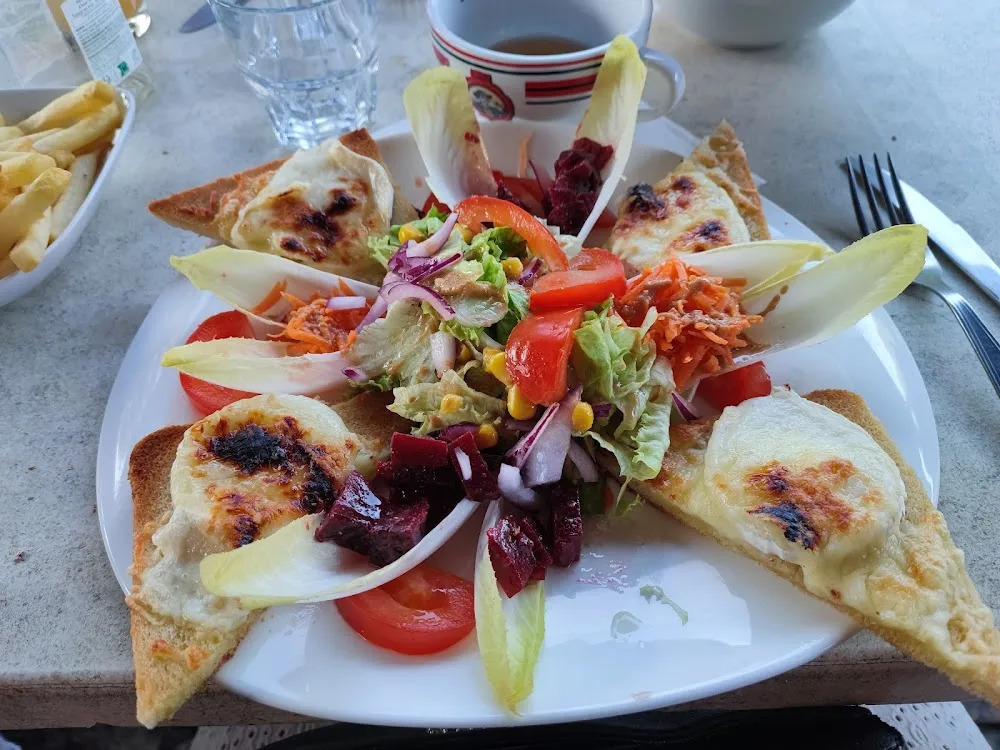 Salade de Chèvre Chaud